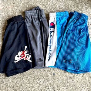 Boys basket ball shorts size M 10/12